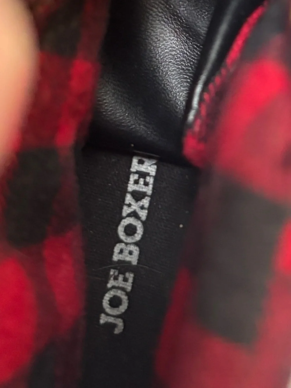 Joe Boxer Black Quilted High Top Sneakers Size 9 Buffalo Plaid Lining Side Zip